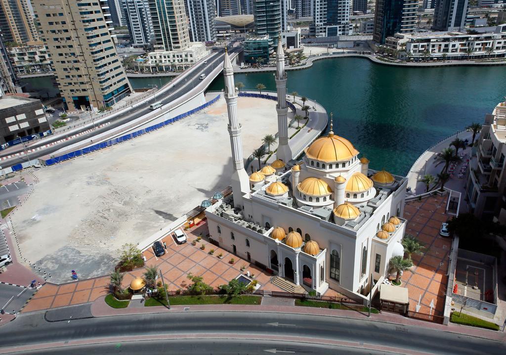 Barcelo Residences Dubai Marina Exterior photo